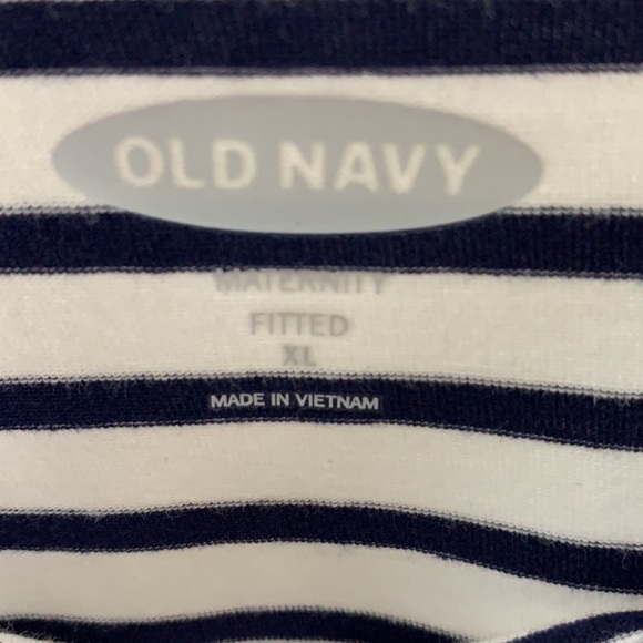 NWT Isabel Maternity Cami + Old Navy Striped 3/4 Sleeve Maternity Top - Picture 17 of 17